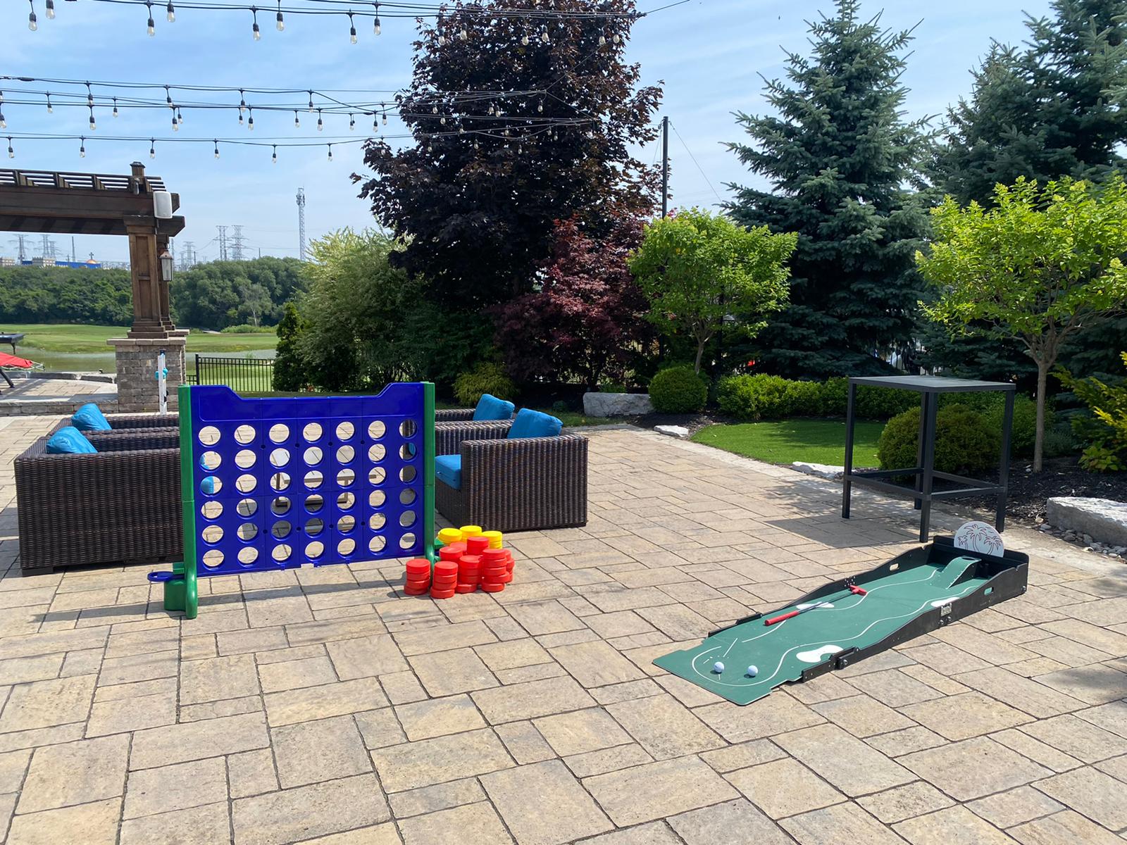 Giant Outdoor Game Rentals Setup Toronto Ontario - Corporate Event Lawn Games